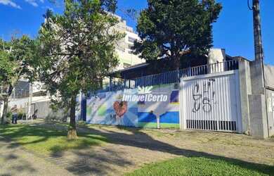 Imagem: O terreno possui 577m² de Área e está localizado em Água