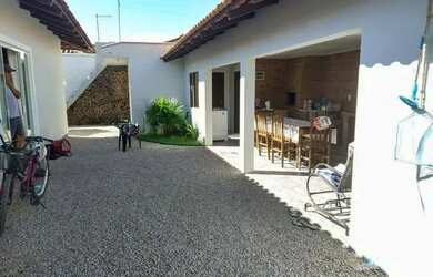 Imagem 5: Casa em Tijucas. Churrasqueira, Varanda, 153m² de Áreae2 Vagas na garagem