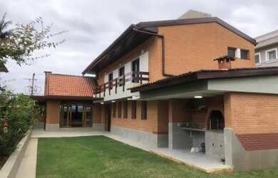 Imagem: A casa em condomínio possui 3 Dormitórios, 4 Banheiros, 4