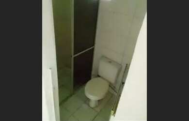 Imagem: A casa possui 2 Dormitórios, 2 Banheiros, 1 Vaga na garagem