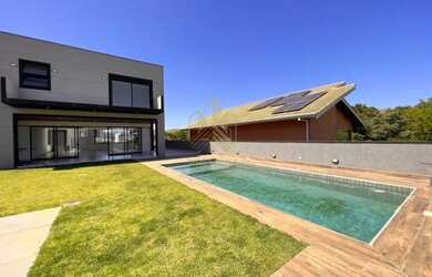 Imagem 9: Casa moderna no Condomínio Figueira Garden - Atibaia