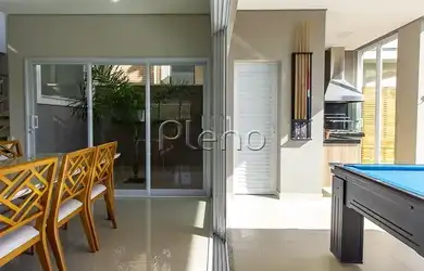 Imagem 11: Venda Casa com 236,00 metroQuadrado, 3 dormitório s , 2 vaga s . Swiss...