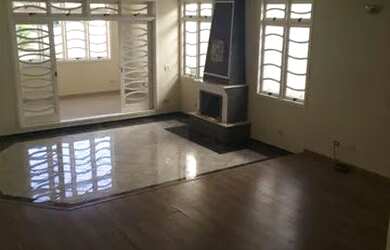 Imagem: A casa em condomínio possui 4 Dormitórios, 5 Banheiros, 3