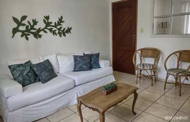 Imagem: O apartamento possui 1 Dormitório, 1 Banheiro, 1 Vaga na garagem