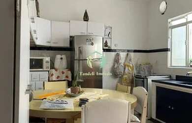 Imagem: A casa possui 2 Dormitórios, 1 Banheiro, 124m² de Área e