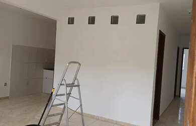 Imagem: A casa em condomínio possui 2 Dormitórios, 2 Banheiros, 2