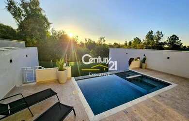 Imagem: A casa em condomínio possui 3 Dormitórios, 4 Banheiros, 4