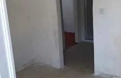 Imagem: A casa possui 2 Dormitórios, 1 Banheiro e está localizado