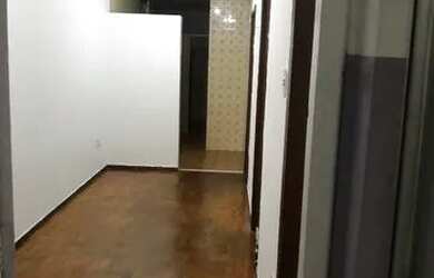 Imagem: O apartamento possui 2 Dormitórios, 1 Banheiro e está localizado