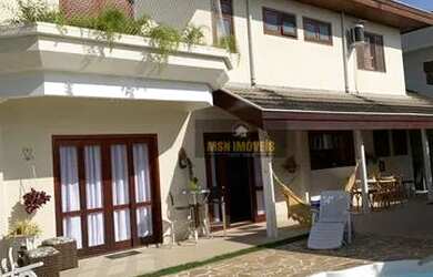 Imagem: A casa em condomínio possui 3 Dormitórios, 3 Banheiros, 3