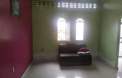 Imagem: A casa possui 3 Dormitórios, 3 Banheiros, 1 Vaga na garagem