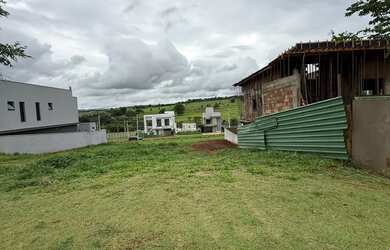 Imagem 2: Terreno no terras alpha granja marileuza
