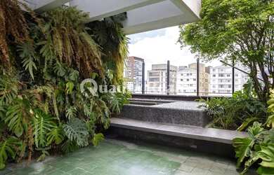 Imagem: O apartamento na cobertura possui 4 Dormitórios, 5 Banheiros