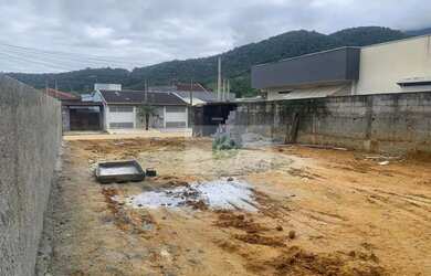 Imagem: O terreno possui 137m² de Área e está localizado em Massaguaçu