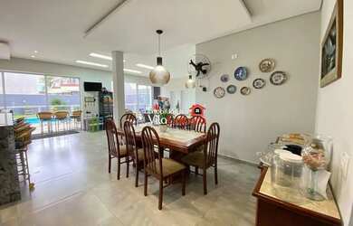 Imagem 13: Sobrado com piscina 150 metros do mar em Matinhos