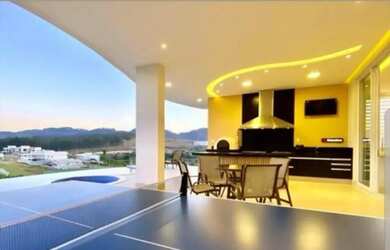 Imagem 2: SOBRADO à VENDA com 4 Suítes, Piscina com Borda Infinita, Vista Permanente, sem Vizinhos d