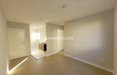 Imagem: O apartamento possui 2 Dormitórios, 1 Banheiro, 1 Vaga na garagem