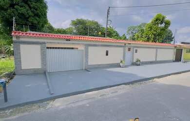 Imagem: A casa possui 3 Dormitórios, 3 Banheiros e Imóvel novo e está