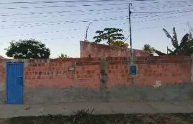 Imagem: A casa possui 1 Dormitório, 1 Banheiro, 200m² de Área e