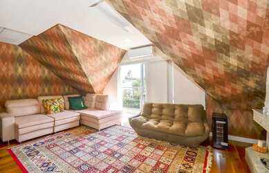 Imagem 3: Sobrado para venda com 176 metros quadrados com 4 quartos em Bacacheri...