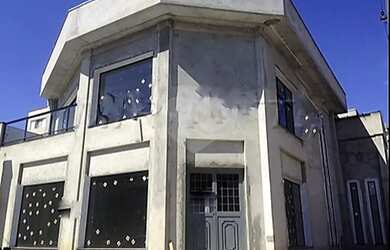 Imagem: O depósito possui 5 Vagas na garagem, 293m² de Área e está