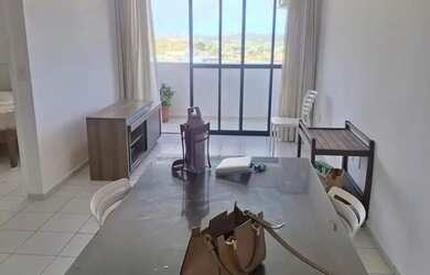 Imagem: O apartamento possui 2 Dormitórios, 2 Banheiros, 70m² de Área