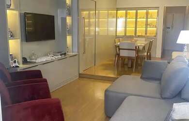 Imagem: O apartamento possui 3 Dormitórios, 1 Banheiro, 1 Vaga na garagem