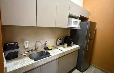 Imagem 10: Barbearia montada, em funcionamento, ZS de BH. Imóvel alugado