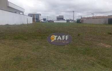 Imagem: O terreno possui 389m² de Área e está localizado em Ogiva