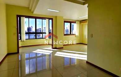 Imagem: O apartamento possui 5 Dormitórios, 3 Banheiros, 2 Vagas na