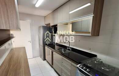 Imagem: O apartamento possui 3 Dormitórios, 2 Banheiros, 2 Vagas na