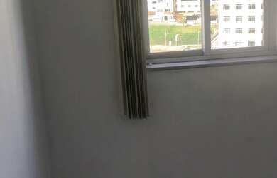 Imagem: O apartamento possui 1 Dormitório, 1 Banheiro, 2 Vagas na garagem