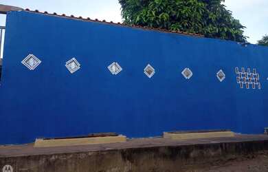 Imagem: A casa à venda possui 2 Dormitórios, 1 Banheiro, 1 Vaga na