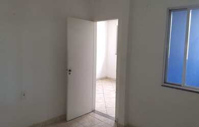 Imagem: O apartamento possui 1 Dormitório, 1 Banheiro, 65m² de Área