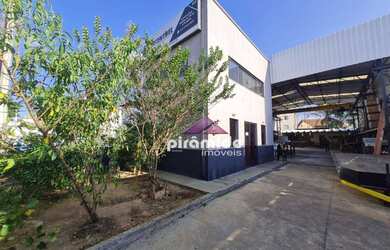 Imagem: O depósito possui 4 Vagas na garagem, 255m² de Área e está