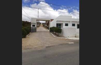 Imagem: O terreno possui 200m² de Área e está localizado em Cruzeiro