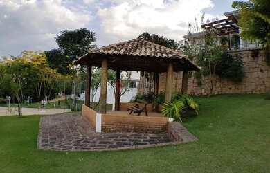 Imagem: O terreno possui 364m² de Área e está localizado em Pinheirinho