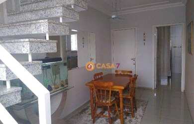 Imagem: O apartamento possui 3 Dormitórios, 2 Banheiros, 1 Vaga na