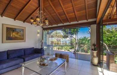 Imagem 9: Aluguel fixo em Buzios casa com 5 suítes a passos da Praia do Forno