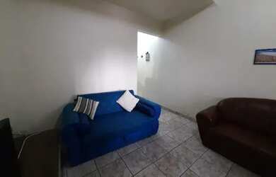 Imagem: A casa possui 2 Dormitórios, 3 Banheiros, 4 Vagas na garagem