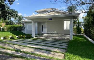 Imagem: A casa em condomínio possui 3 Dormitórios, 5 Banheiros, 4