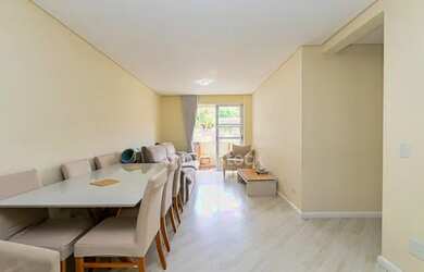 Imagem: O apartamento possui 3 Dormitórios, 2 Banheiros, 2 Vagas na