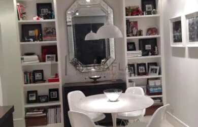 Imagem: O studio possui 2 Dormitórios, 1 Banheiro, 2 Vagas na garagem