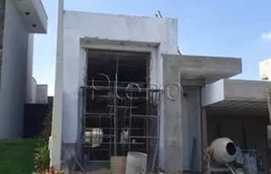 Imagem: A casa em condomínio possui 3 Dormitórios, 2 Banheiros, 2