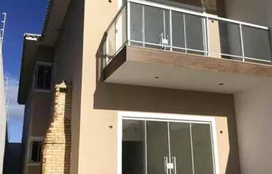 Imagem: A casa possui 1 Dormitório, 1 Banheiro, 2 Vagas na garagem