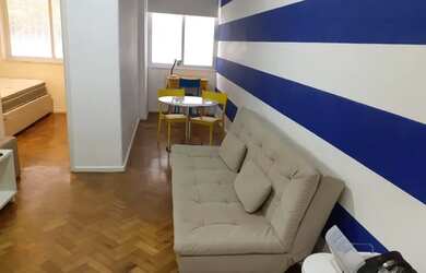 Imagem: O apartamento possui 1 Dormitório, 1 Banheiro, 30m² de Área