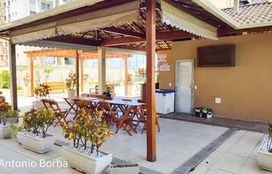 Imagem: O apartamento possui 2 Dormitórios, 2 Banheiros, 1 Vaga na