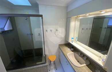 Imagem 12: Maravilhoso apartamento, 3 suítes, 2 vagas, perto da Praia no Guarujá