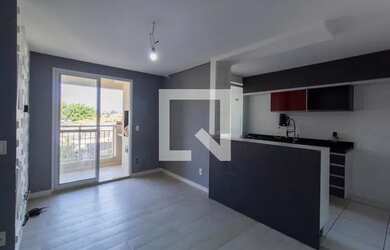 Imagem: O apartamento possui 2 Dormitórios, 1 Banheiro, 1 Vaga na garagem