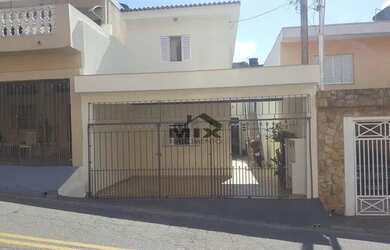 Imagem: A casa possui 2 Dormitórios, 2 Banheiros, 1 Vaga na garagem